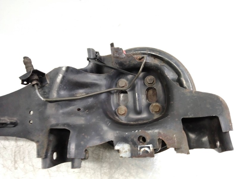 Recambio de mangueta trasera derecha para ford focus berlina (cak) 1.8 tdci cat referencia OEM IAM   