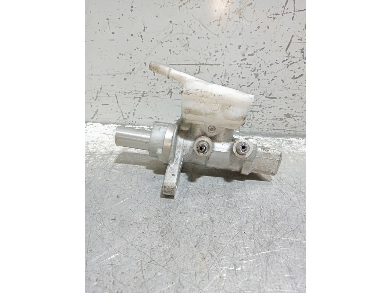 Recambio de bomba freno para renault zoe referencia OEM IAM 0204842551  