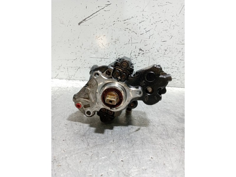Recambio de bomba inyeccion para peugeot 5008 premium referencia OEM IAM 9424A050A 0850752KGR DELPHI