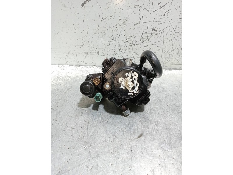 Recambio de bomba inyeccion para peugeot 5008 premium referencia OEM IAM 9424A050A 0850752KGR DELPHI