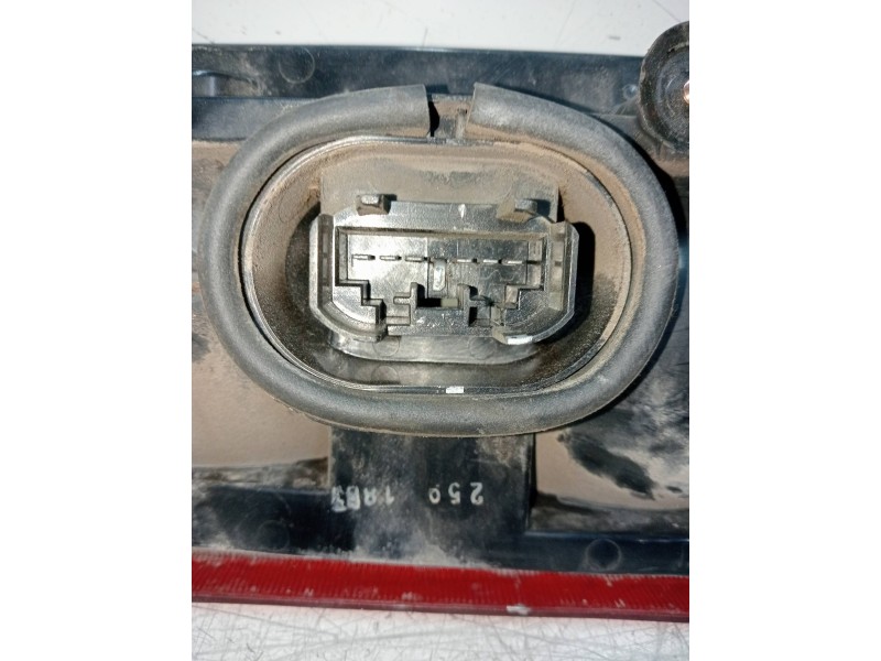 Recambio de piloto trasero derecho para lancia y10 1.1 cat referencia OEM IAM   