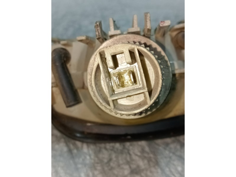 Recambio de piloto delantero izquierdo para lancia delta 1.6 cat referencia OEM IAM   