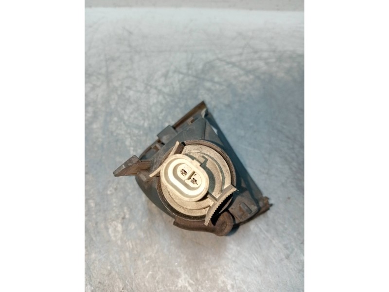 Recambio de piloto delantero derecho para lancia delta 1.9 turbodiesel cat referencia OEM IAM   