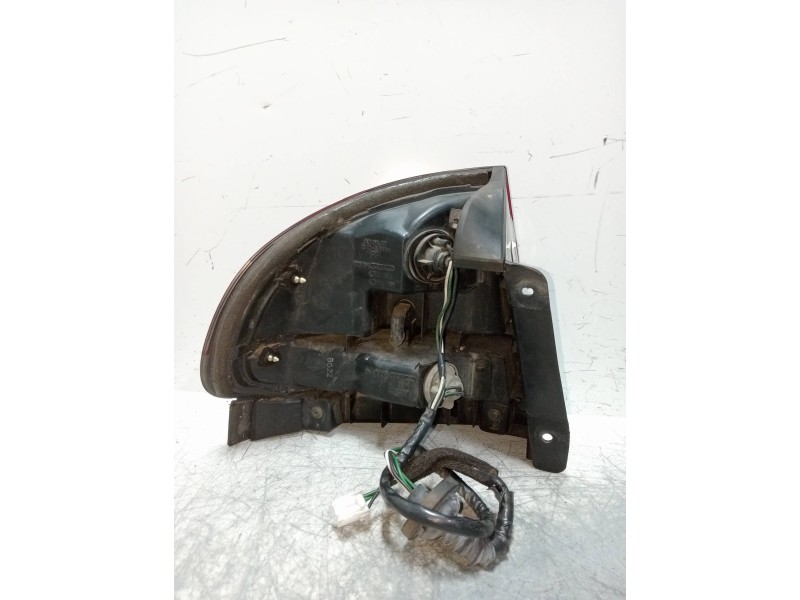 Recambio de piloto trasero derecho para mazda 626 berlina (ge) 2.5 v6 24v cat referencia OEM IAM   