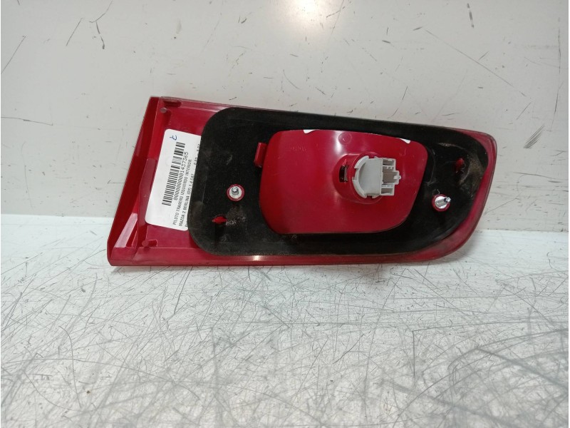 Recambio de piloto trasero izquierdo interior para mazda 2 berlina (dy) 1.4 cat referencia OEM IAM   