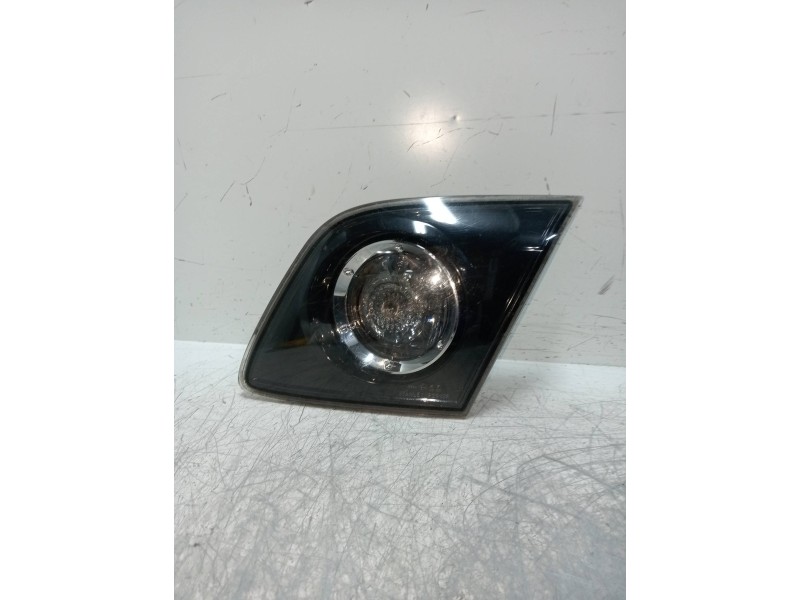 Recambio de piloto trasero derecho interior para mazda 3 berlina (bk) 2.0 crdt sportive referencia OEM IAM   