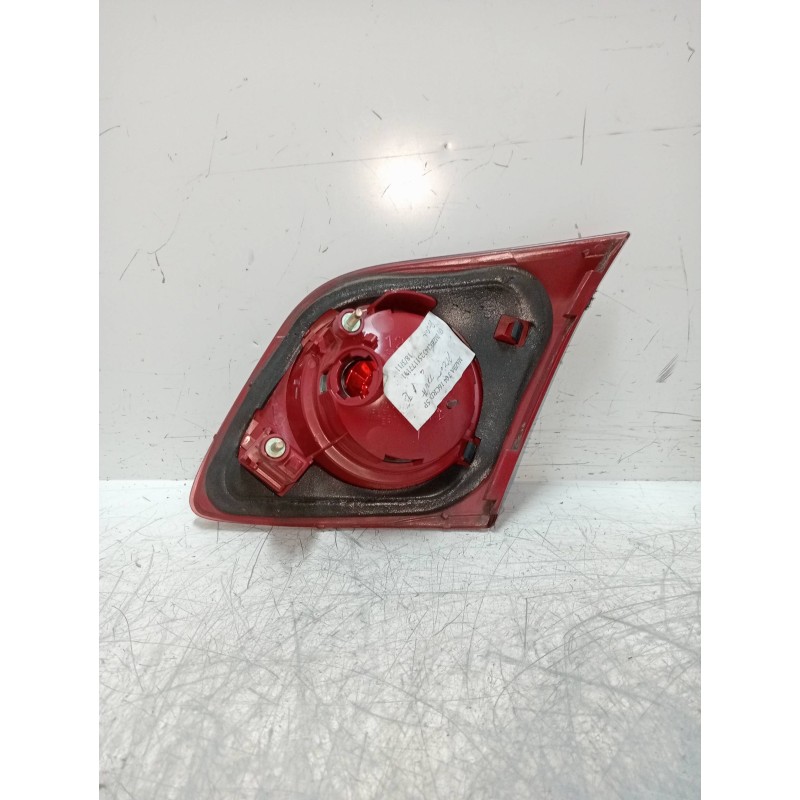 Recambio de piloto trasero izquierdo interior para mazda 3 berlina (bk) 1.6 cd diesel cat referencia OEM IAM   