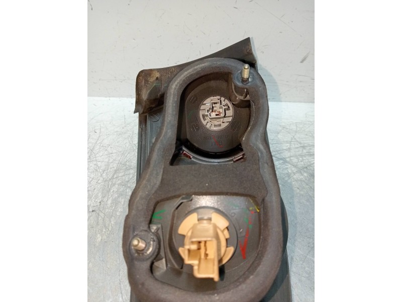 Recambio de piloto trasero derecho para mazda 6 berlina (gg) 2.0 diesel cat referencia OEM IAM   