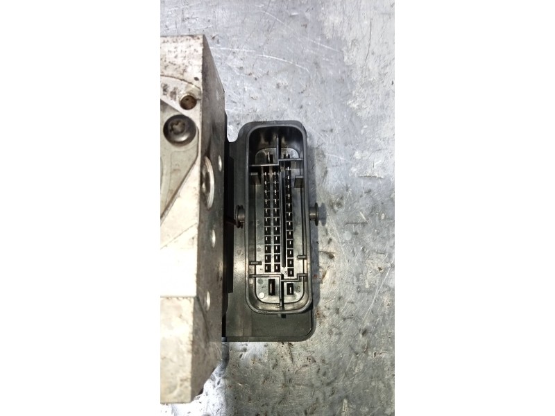 Recambio de abs para kia cee´d 1.6 gdi cat referencia OEM IAM A258920500 58920A2210 6158945200