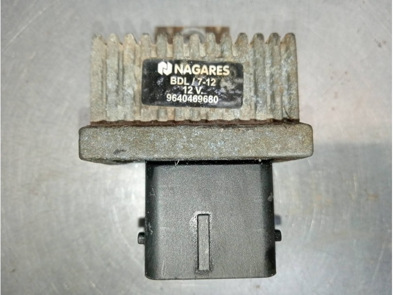 Recambio de caja precalentamiento para renault megane ii berlina 3p confort authentique referencia OEM IAM 9640469680  