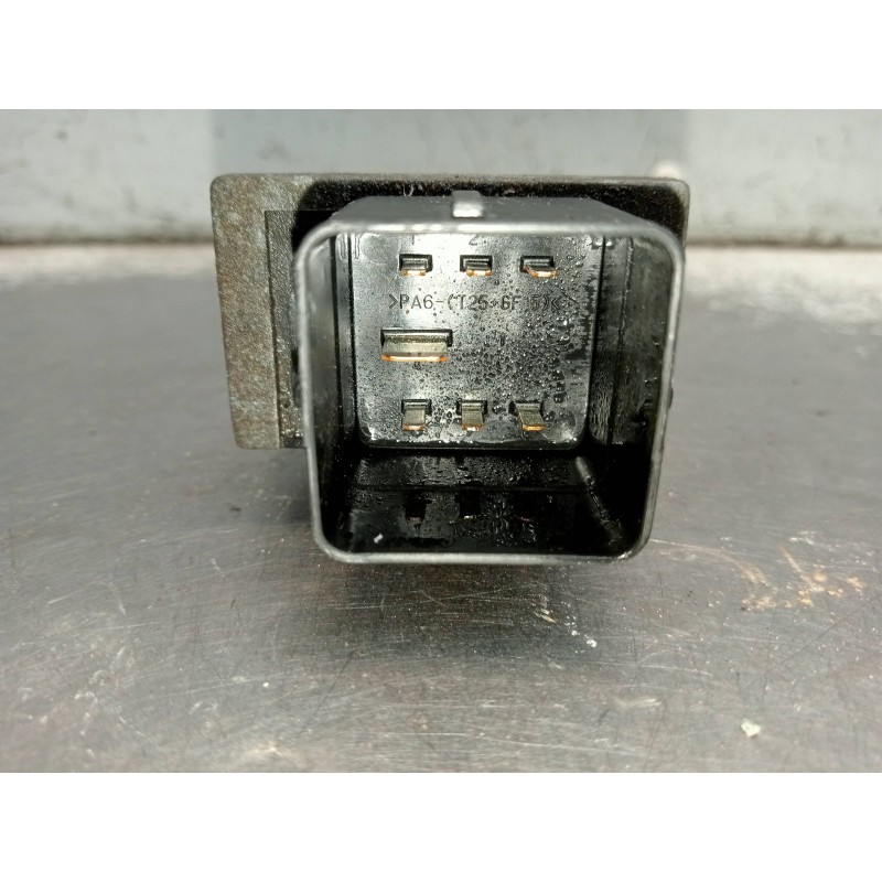 Recambio de caja precalentamiento para renault megane ii berlina 3p confort authentique referencia OEM IAM 9640469680  