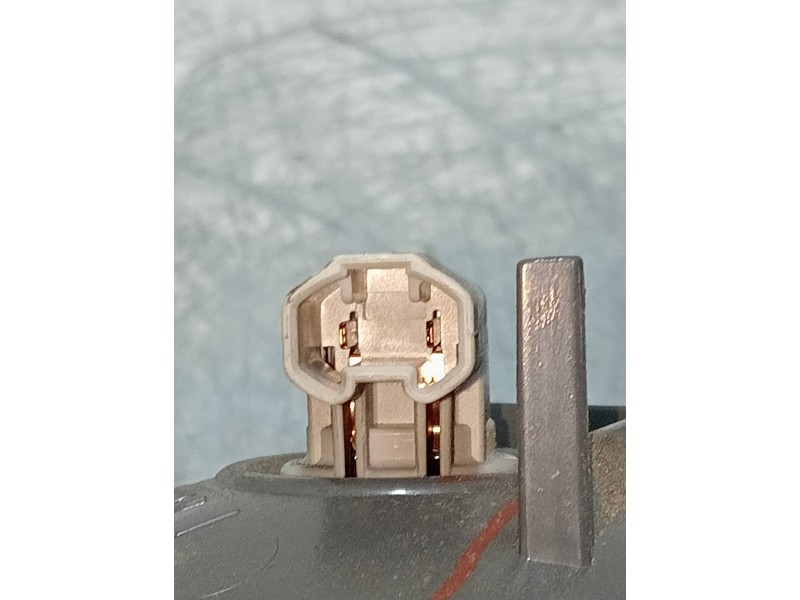 Recambio de piloto trasero derecho interior para mazda 6 berlina (gg) 2.0 diesel cat referencia OEM IAM   
