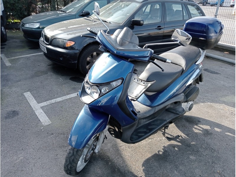 piaggio (vespa) beverly del año 2004