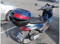 piaggio (vespa) beverly del año 2004 2