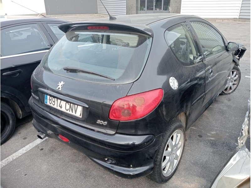 peugeot 206 berlina del año 2003