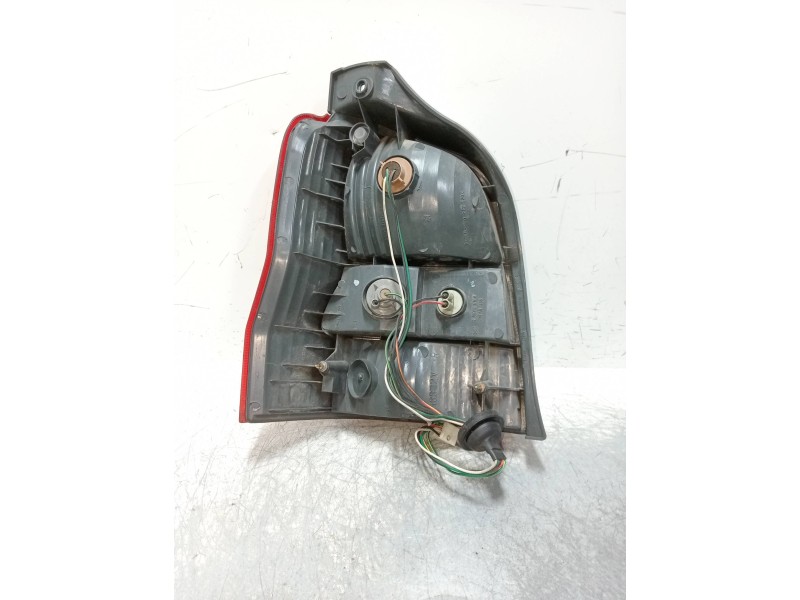 Recambio de piloto trasero derecho para mazda demio (dw) 1.5 cat referencia OEM IAM   