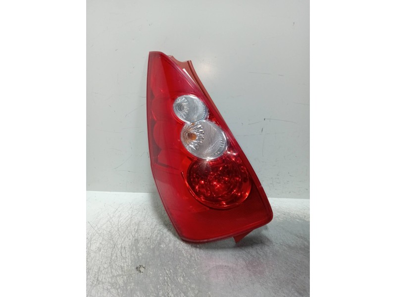 Recambio de piloto trasero izquierdo para mazda 5 berl. (cr) 2.0 diesel cat referencia OEM IAM   