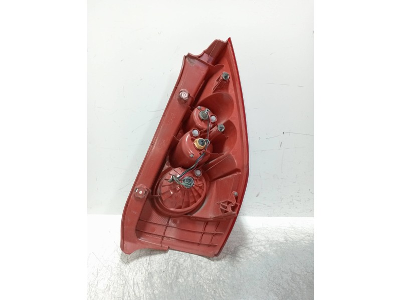 Recambio de piloto trasero izquierdo para mazda 5 berl. (cr) 2.0 turbodiesel cat referencia OEM IAM   