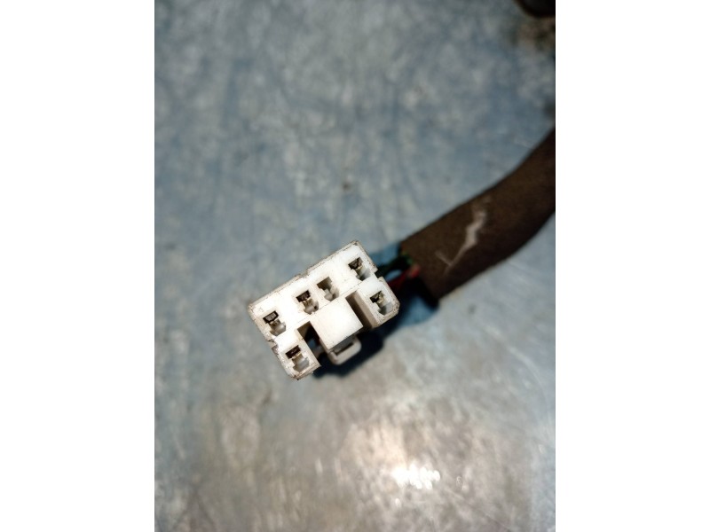 Recambio de piloto trasero izquierdo para mazda mx-6 (ge) referencia OEM IAM    Recambio de piloto trasero izquierdo para mazda mx-6 (ge) referencia OEM IAM