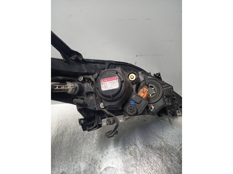 Recambio de faro izquierdo para mazda 5 berl. (cr) 2.0 diesel cat referencia OEM IAM   