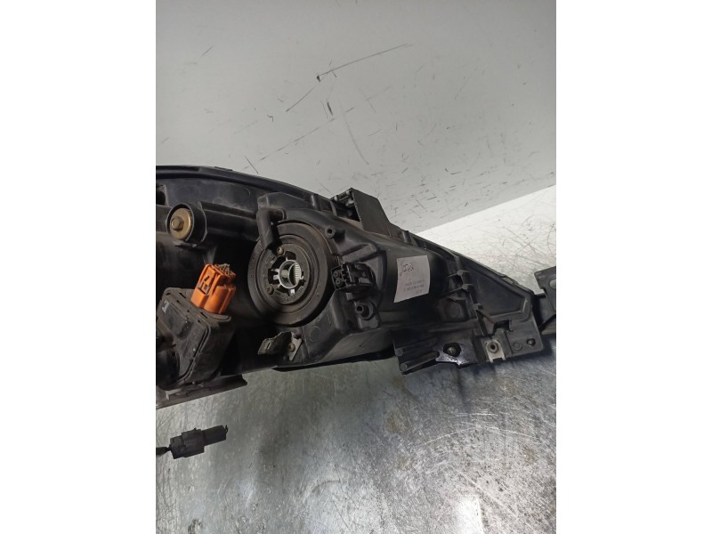 Recambio de faro izquierdo para mazda 5 berl. (cr) 2.0 diesel cat referencia OEM IAM   