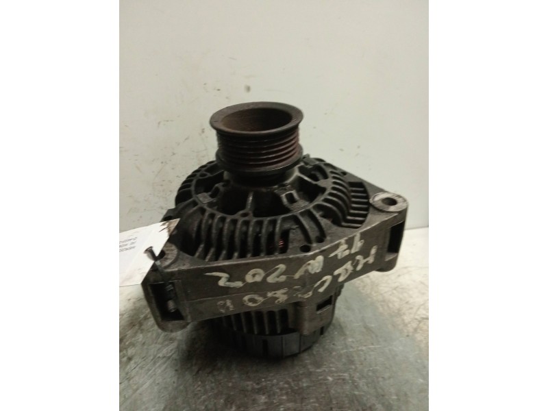 Recambio de alternador para mercedes clase c (w202) berlina referencia OEM IAM A0111540002  