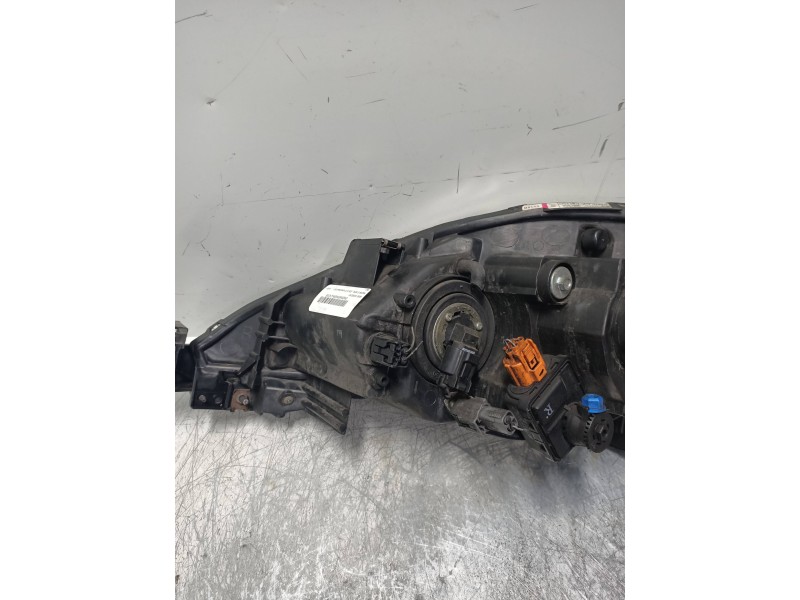 Recambio de faro derecho para mazda 5 berl. (cr) 2.0 turbodiesel cat referencia OEM IAM  XENON 