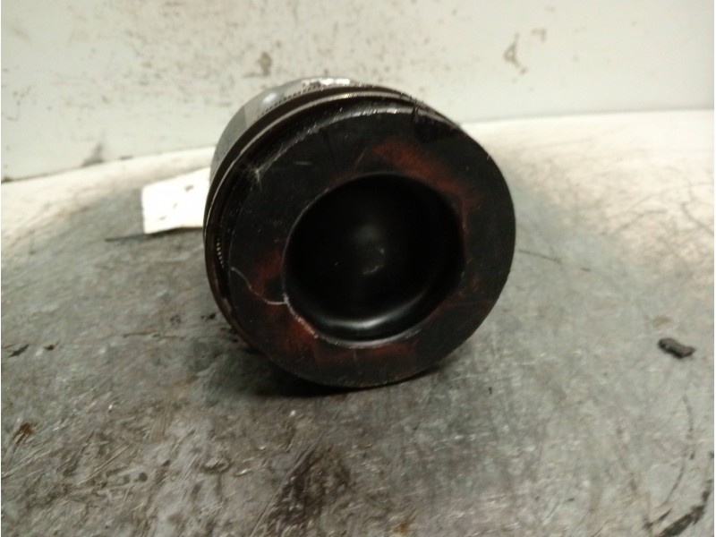 Recambio de piston para citroen c5 berlina collection referencia OEM IAM   