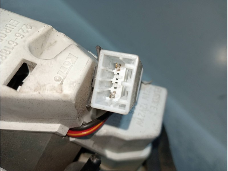 Recambio de piloto trasero derecho interior para mazda xedos 9 (ta) 2.5 v6 referencia OEM IAM   