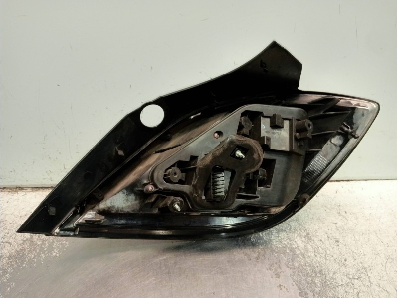 Recambio de piloto trasero izquierdo para opel astra h berlina cosmo referencia OEM IAM   