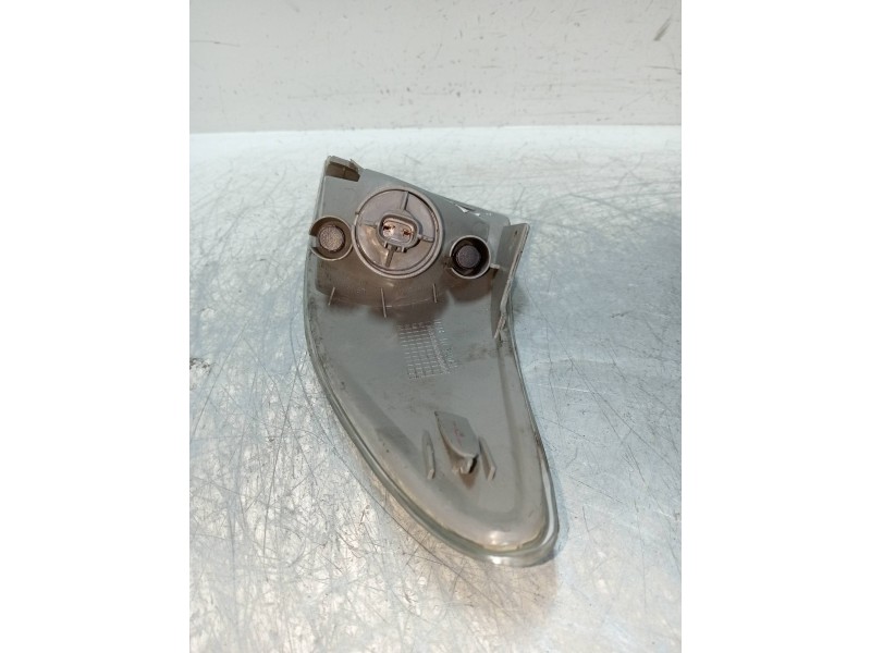 Recambio de piloto delantero derecho para mazda premacy (cp) 2.0 turbodiesel cat referencia OEM IAM   