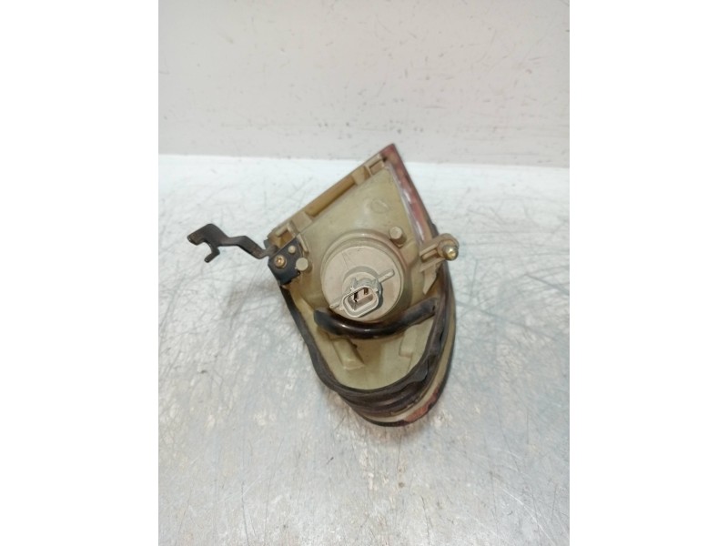 Recambio de piloto trasero izquierdo para mazda mx-6 (ge) referencia OEM IAM    Recambio de piloto trasero izquierdo para mazda mx-6 (ge) referencia OEM IAM