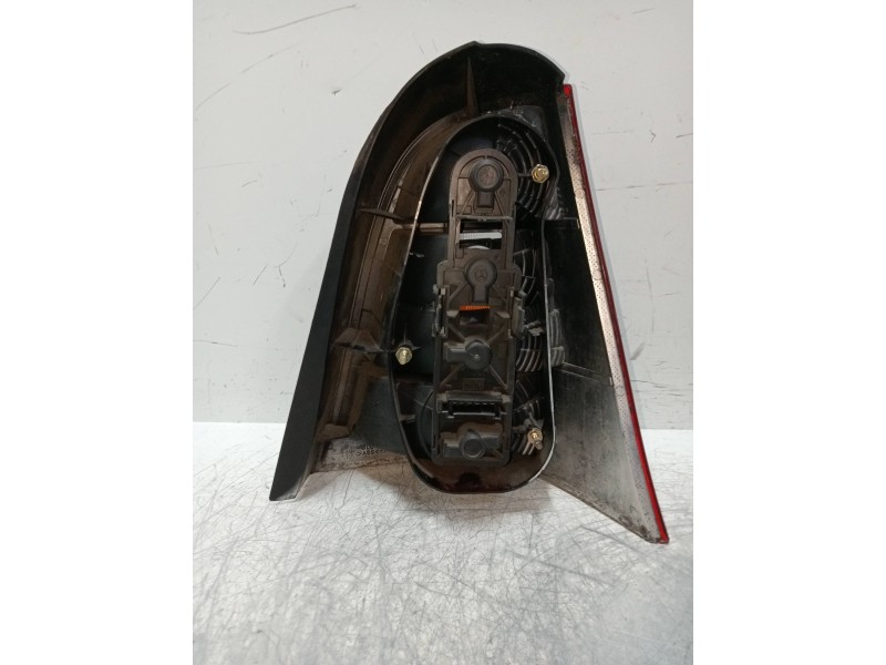 Recambio de piloto trasero izquierdo para mercedes clase a (w168) 140 (168.031) referencia OEM IAM 1688200164  