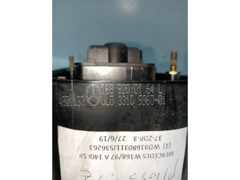 Recambio de piloto trasero izquierdo para mercedes clase a (w168) 140 (168.031) referencia OEM IAM 1688200164  