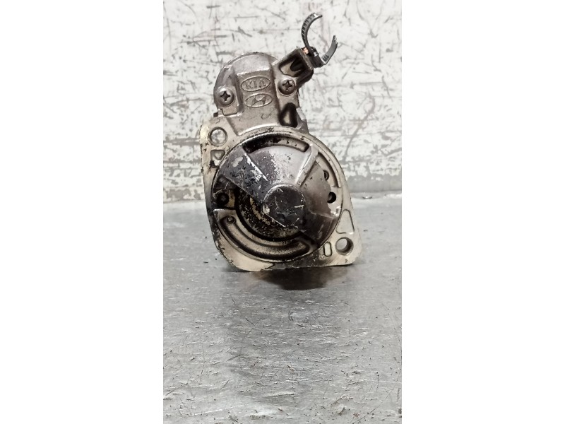 Recambio de motor arranque para kia cee´d 1.6 gdi cat referencia OEM IAM 361002B220  