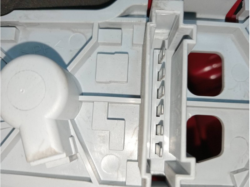 Recambio de piloto trasero izquierdo para mercedes clase a (w169) 1.5 cat referencia OEM IAM 1698200964  