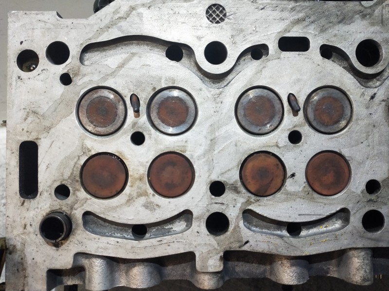 Recambio de culata para peugeot 5008 premium referencia OEM IAM RH02  