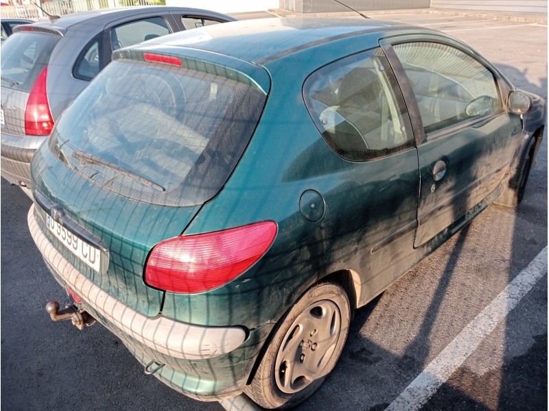 peugeot 206 berlina del año 1998