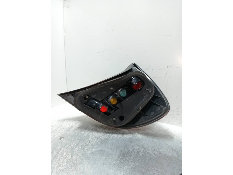 Recambio de piloto trasero izquierdo para mercedes clase c (w203) sportcoupe c 220 cdi (203.706) referencia OEM IAM   