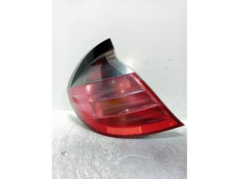 Recambio de piloto trasero izquierdo para mercedes clase c (w203) sportcoupe c 220 cdi (203.706) referencia OEM IAM   