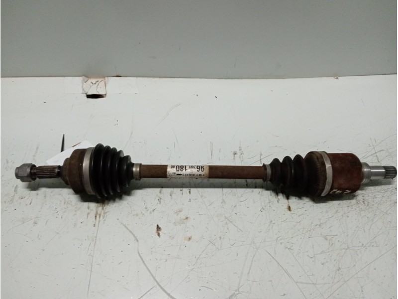 Recambio de transmision delantera izquierda para peugeot 207 sport referencia OEM IAM 9659318080  