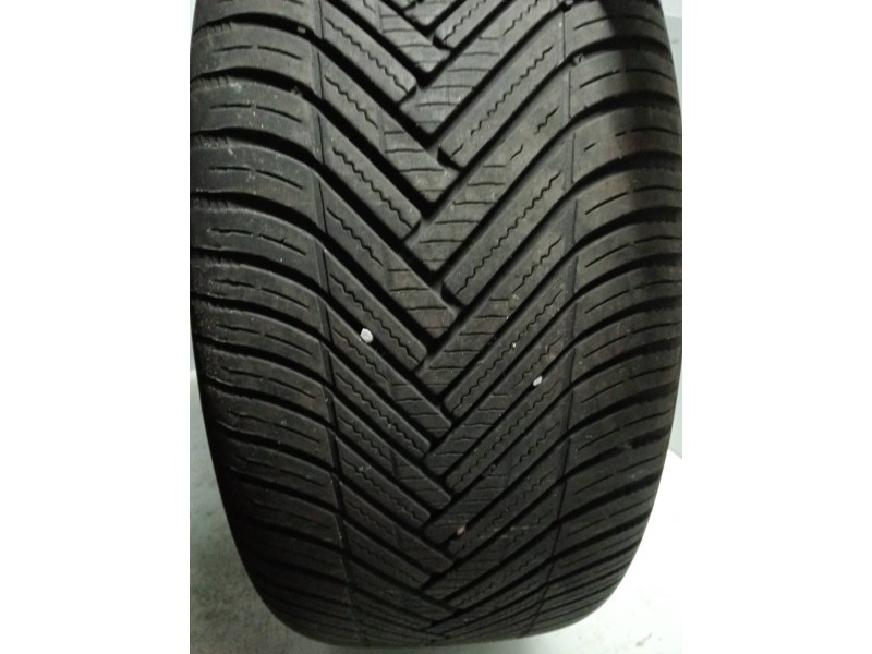 Recambio de juego llantas para land rover range rover sport se referencia OEM IAM 275/40/20   Recambio de juego llantas para land rover range rover sport se referencia OEM IAM 275/40/20