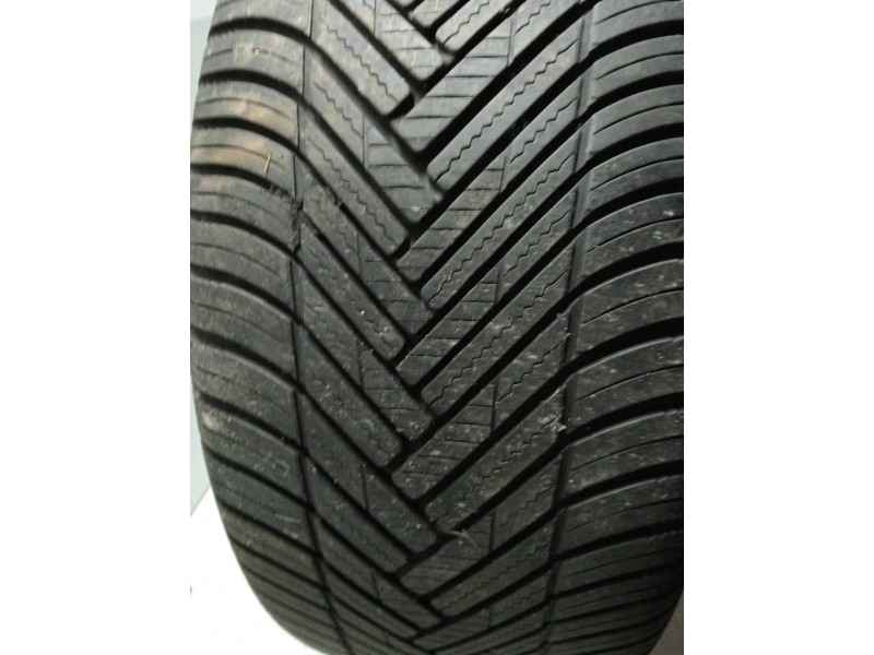 Recambio de juego llantas para land rover range rover sport se referencia OEM IAM 275/40/20   Recambio de juego llantas para land rover range rover sport se referencia OEM IAM 275/40/20