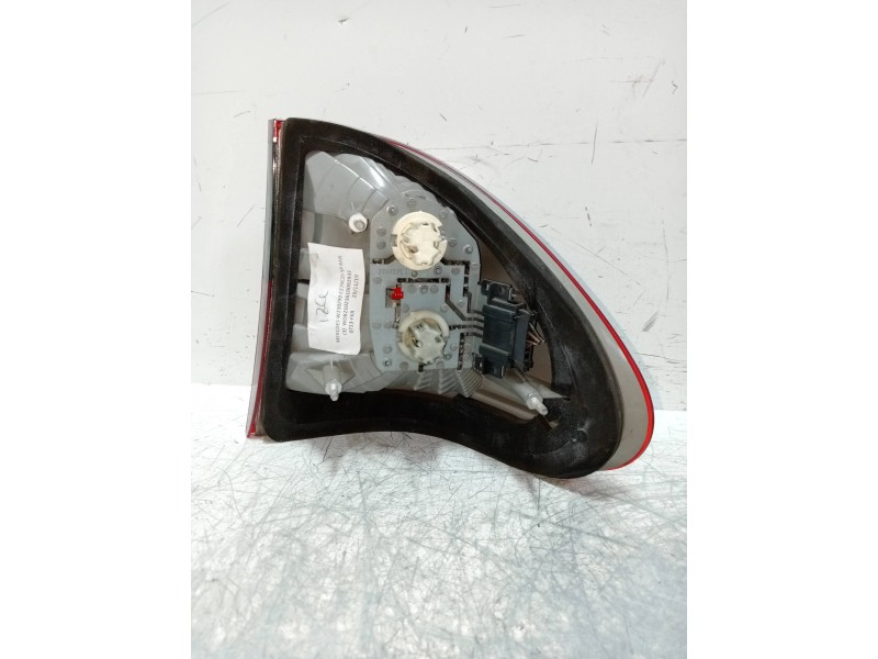 Recambio de piloto trasero izquierdo para mercedes clase e (w210) familiar 270 t cdi (210.216) referencia OEM IAM   