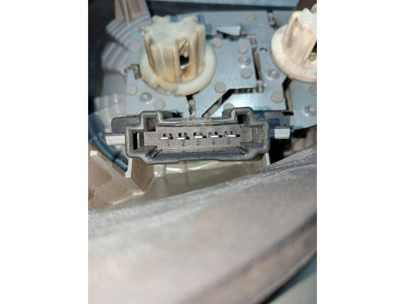 Recambio de piloto trasero izquierdo para mercedes clase e (w210) familiar 270 t cdi (210.216) referencia OEM IAM   