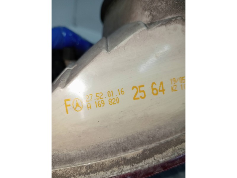 Recambio de piloto trasero izquierdo para mercedes clase b (w245) 180 cdi (245.207) referencia OEM IAM A1698202564  