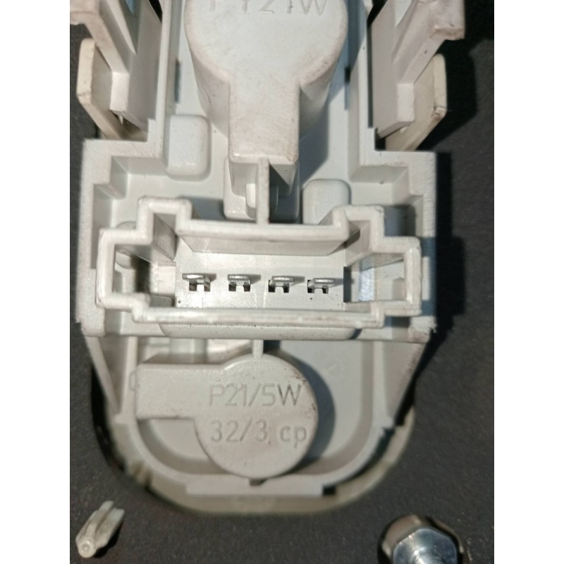 Recambio de piloto trasero izquierdo para mercedes clase b (w245) 180 cdi (245.207) referencia OEM IAM A1698202564  