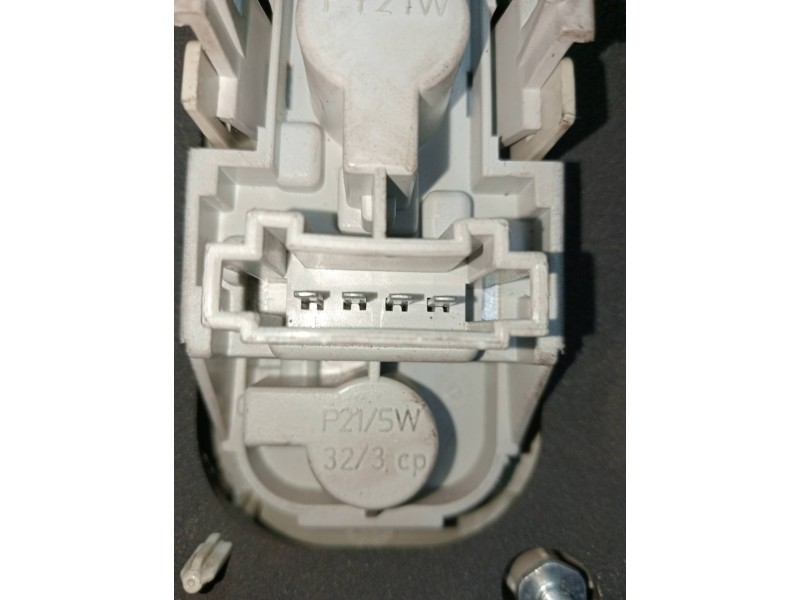 Recambio de piloto trasero izquierdo para mercedes clase b (w245) 180 cdi (245.207) referencia OEM IAM A1698202564  