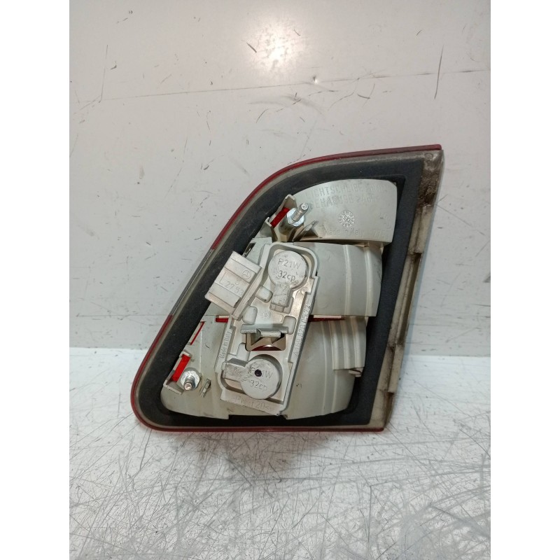 Recambio de piloto trasero izquierdo interior para mercedes clase b (w245) 180 cdi (245.207) referencia OEM IAM A1698201564  