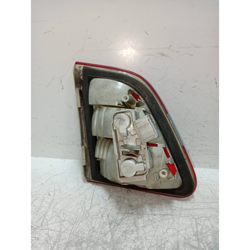 Recambio de piloto trasero derecho interior para mercedes clase b (w245) 180 cdi (245.207) referencia OEM IAM A1698201664  